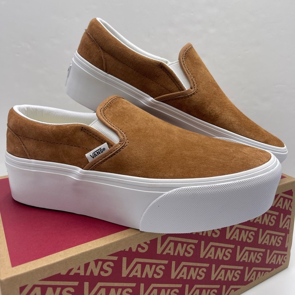 Vans Shoes - Vans Classic Slip-On Stackform
Nubuck Chipmunk
VN000CN1GWT Platform Sneakers